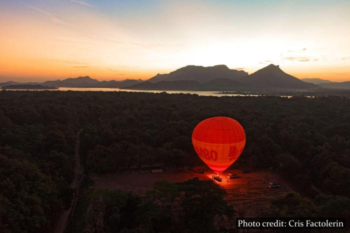 Grap neerhalen Kruiden Hot Air Ballooning in Dambulla - Cross Country Travels Sri Lanka