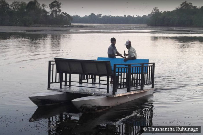 Mawella Lagoon - Traditional Pontoon