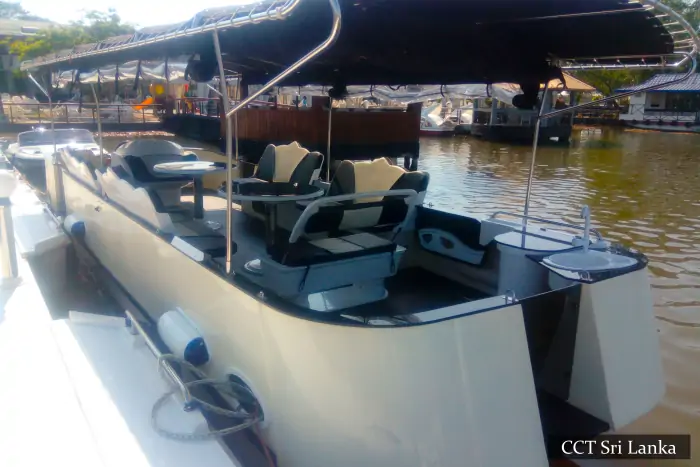 12 seater floating boat